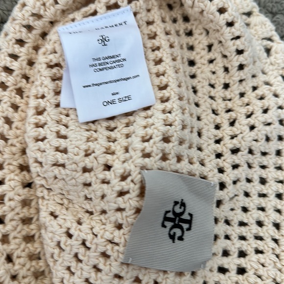 The Garment Crochet-Knit Bucket Hat - Picture 3 of 7